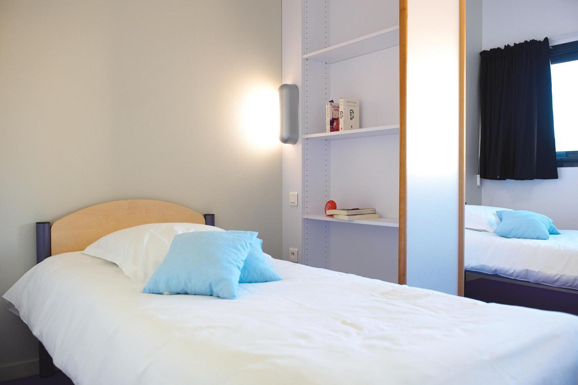 Jf Accueil & Formation Hotel Cholet Eksteriør billede